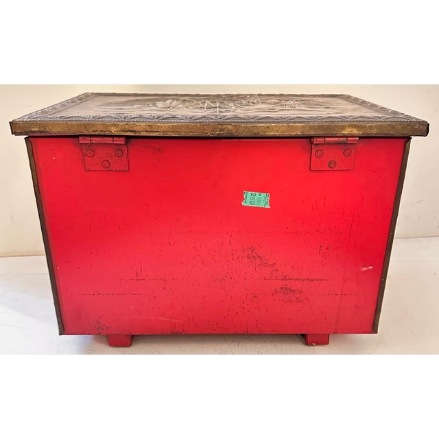 Vintage Storage Box With Ship Motifs For Sale - Image 10 of 10