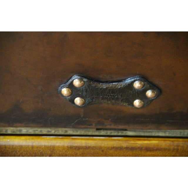 Metal Antique Leather Trunk from Louis Vuitton, 1900s For Sale - Image 7 of 18