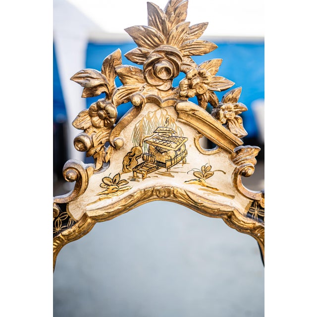 1940s Ornate Italian Rococo Giltwood Chinoiserie Mirror For Sale - Image 4 of 6