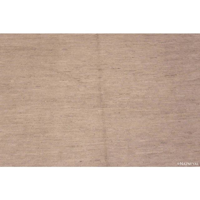 Nazmiyal Collection Solid Minimalist Cream Color Modern Area Rug For Sale - Image 4 of 7