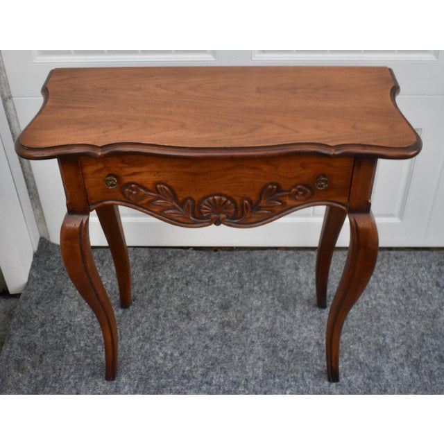 Hekman Furniture Hekman Italian Provincial Wood Table Vintage Carved Accent Console For Sale - Image 4 of 16