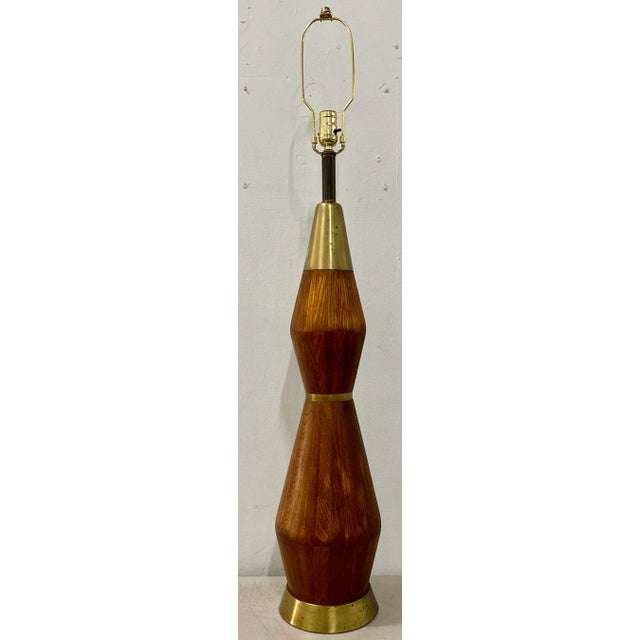 Brown Mid Century Modern Walnut Table Lamp C.1960 For Sale - Image 8 of 8