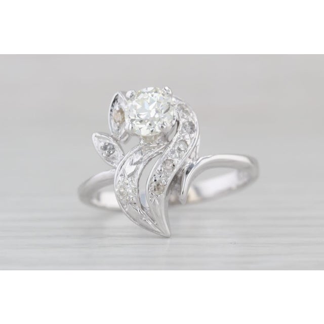 Silver Vintage 0.76tcw Diamond Flower Ring 14k White Gold Size 7.75 Engagement For Sale - Image 8 of 9