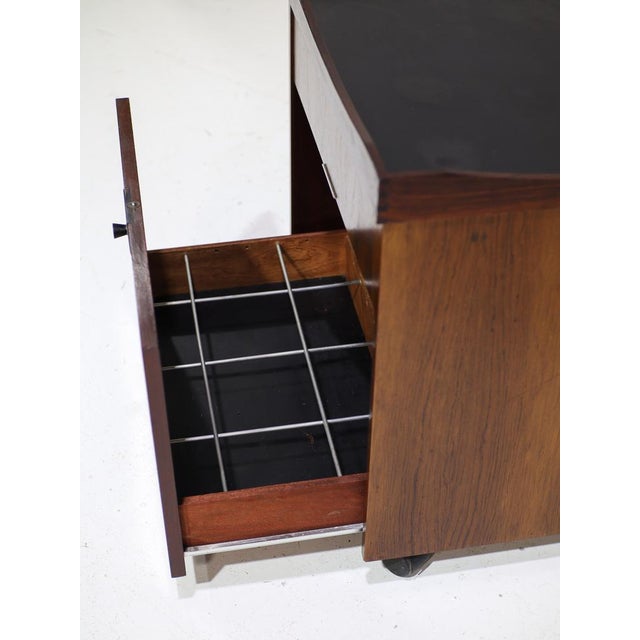 Bar Cart Serving Trolley with Tray in Rosewood, Denmark, 1960s For Sale - Image 7 of 18