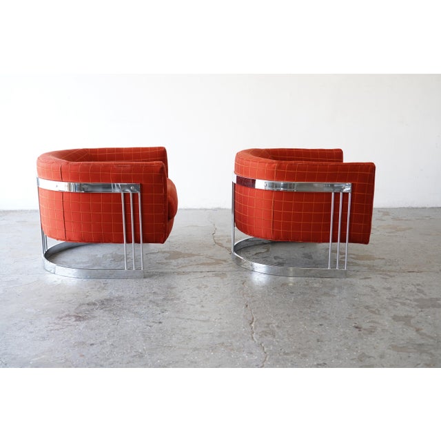 Pair of 1980s Postmodern Chrome Frame Club Chairs by Bernhardt - Milo Baughman Style For Sale In Las Vegas - Image 6 of 16