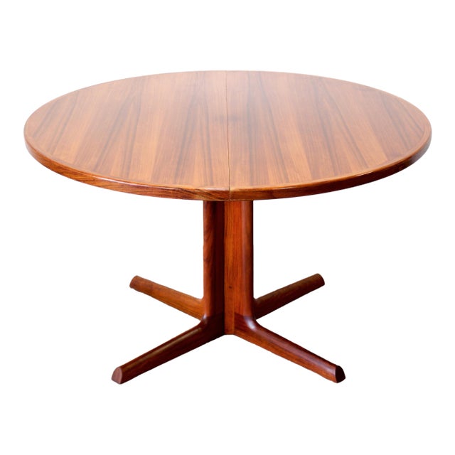 1950s Danish Rosewood Dining Table W/ 2 Leaves For Sale