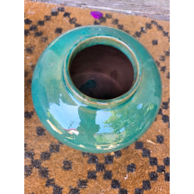 Chinese Antique Green Vase, Pair For Sale In Los Angeles - Image 6 of 6