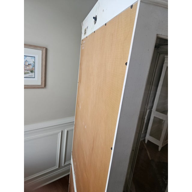 Late 20th Century Ethan Allen Curio Cabinet Swedish Home Display Hutch Shelf China Cabinet For Sale - Image 12 of 13