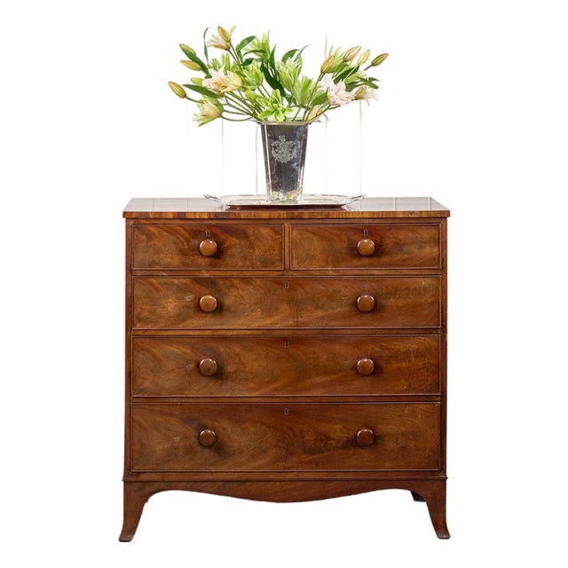 Early 19th Century Flame Mahogany With Original Knobs (C. 1825) For Sale