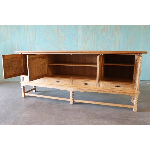 Henning Kjaernulf 1960s Henning Kjaernulf Danish Quarter Sawn Oak Sideboard Cabinet Danish Modern, Attributed For Sale - Image 4 of 13
