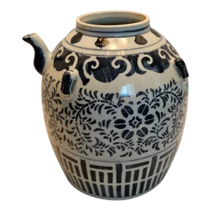 Mid 20th Century Chinese Wedding Tea/Rice Wine Vessel, Ginger Jar Style Vase