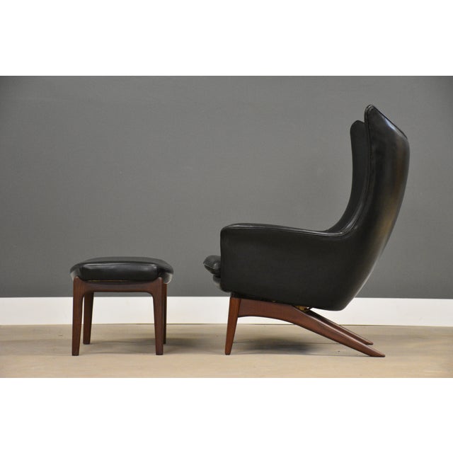 HW Klein 1960s h.w. Klein Bramin Leather Black Lounge Chair and Ottoman For Sale - Image 4 of 13
