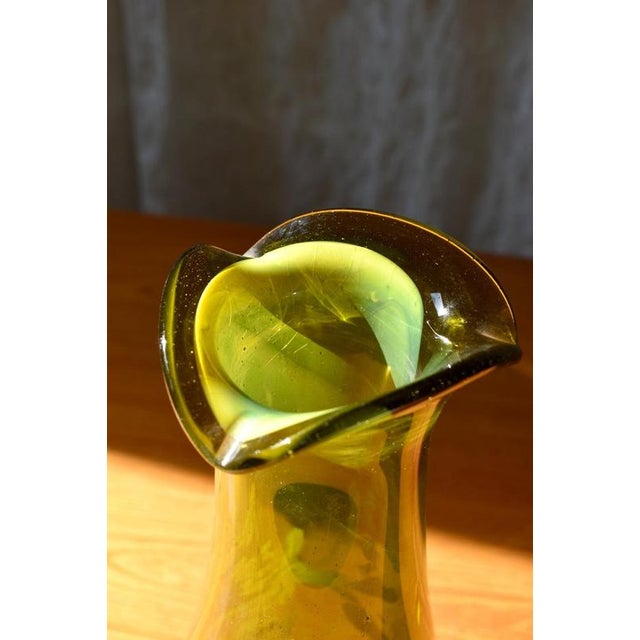 Green Free-Form Olive Green Art Glass Vase by Gyula Budveszel, Hungary, 1990s For Sale - Image 8 of 9