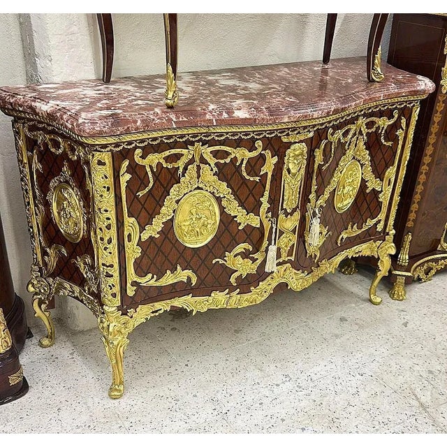 French Louis XVI Style Commode For Sale - Image 4 of 4