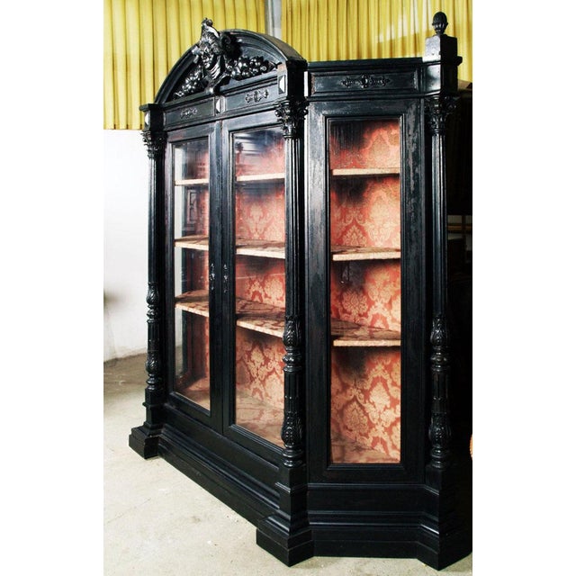 18th Century Ebonized Carved Walnut Display Cabinet by Andrea Palladio For Sale - Image 5 of 7