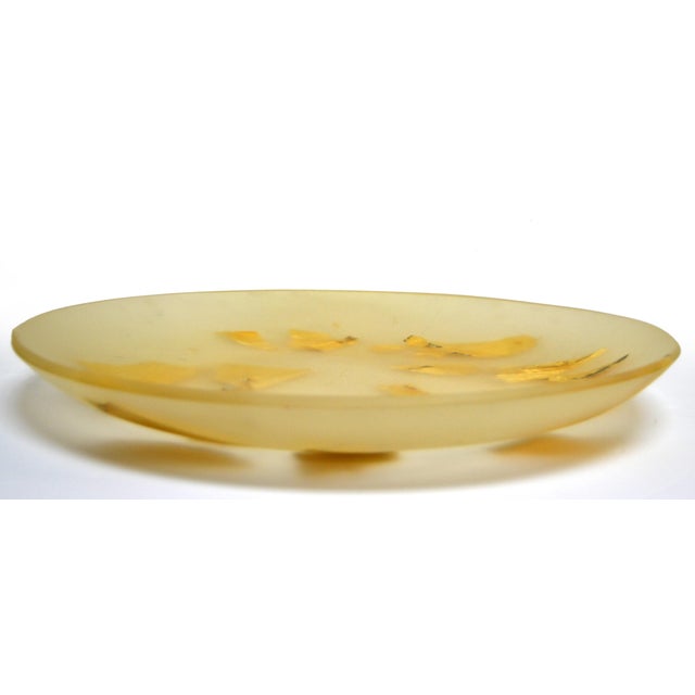 1980s Martha Sturdy Round Resin Platter Gold Leaf Inlay, Canada For Sale - Image 9 of 12