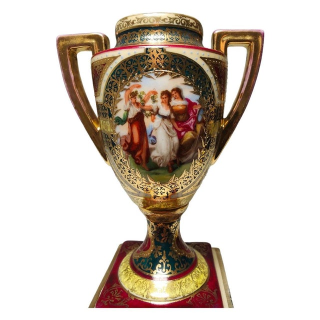 Small Austrian Porcelain Vase, 19th Century For Sale - Image 3 of 14