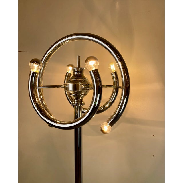Metal Space Age Floor Lamp attributed to Gaetano Sciolari, Italy, 1970s For Sale - Image 7 of 15