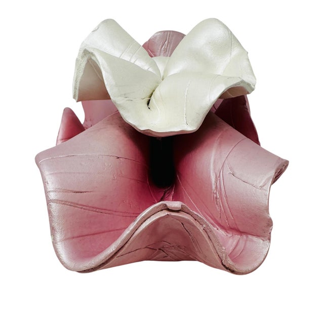 Large 15" Keith Fortley Signed Post-Modern Sculptural Flower Centerpiece – Pink & Opalescent White For Sale - Image 13 of 17