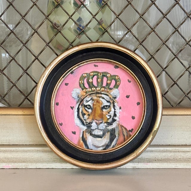 Contemporary Love Fiercely an Original Framed Round Painting of a Crowned Bengal Tiger by Michelle Heimann. For Sale - Image 3 of 4