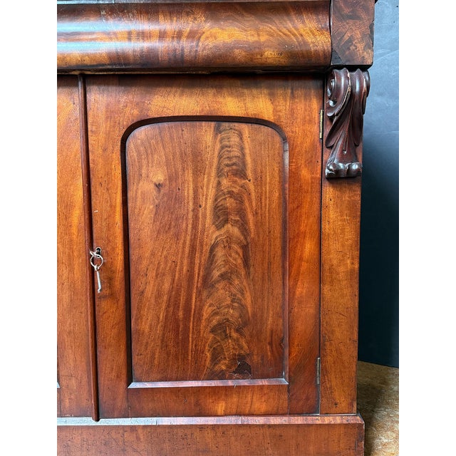 William IV Sideboard or Chiffonier Server of Mahogany With Acanthus Leaf Accents For Sale - Image 10 of 16