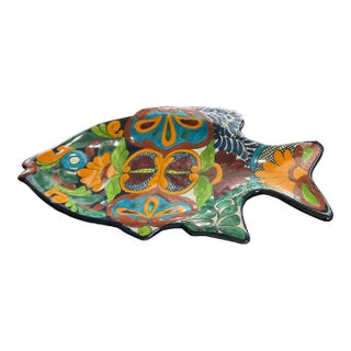 1970s Talavera Hand Painted Hanging Fish Platter For Sale