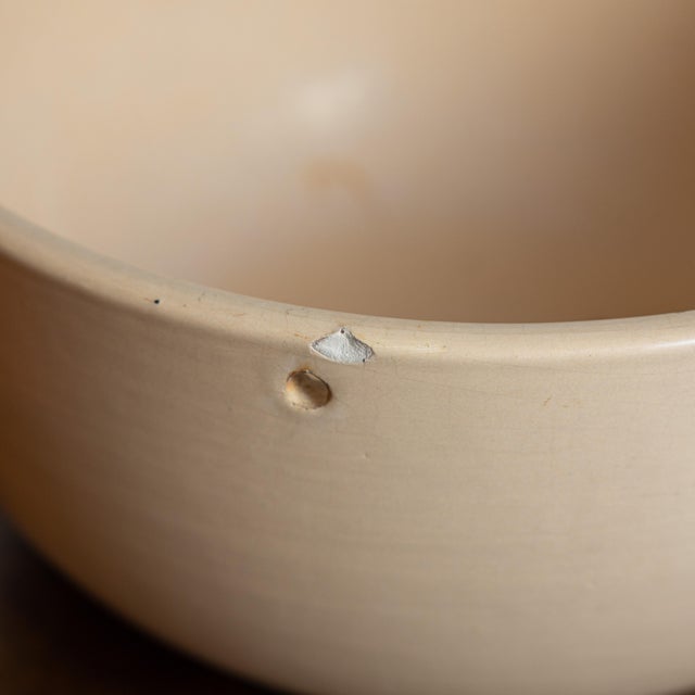 1970s Vintage Gainey Ceramics Hanging Planter, Cream Glaze, California Modern For Sale - Image 5 of 7