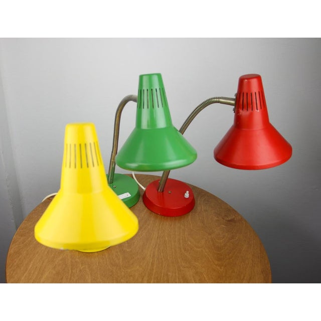 Adjustable Desk Lamps in Painted Green, Red and Yellow Metal and Chrome-Plated Spiral Arms from Tep, 1980s, Set of 3 For Sale - Image 4 of 16