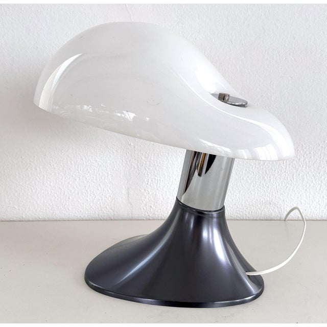 Mid-Century Modern Large Cobra Table Lamp by Guzzini, 1970s For Sale - Image 3 of 17