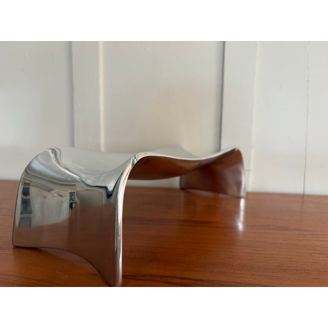2000 - 2009 Neil Cohen for Nambe Sculptural Silver-Tone Bench Tray, 2007 For Sale - Image 5 of 11