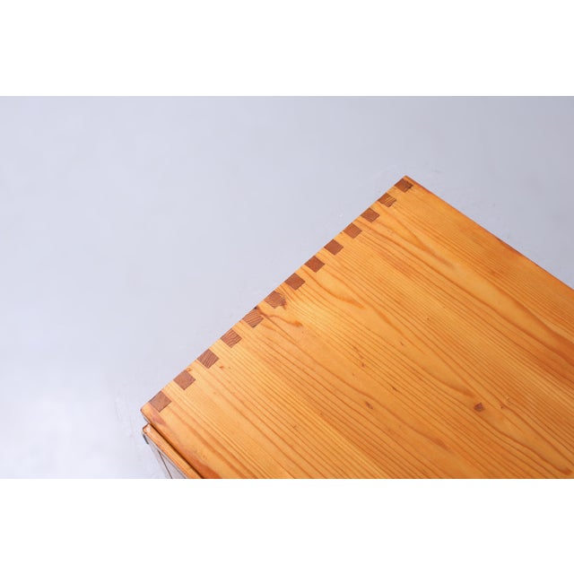 Wood Small Sideboard in Pinewood attributed to Ate van Apeldoorn for Houtwerk Hattem, 1960s For Sale - Image 7 of 17