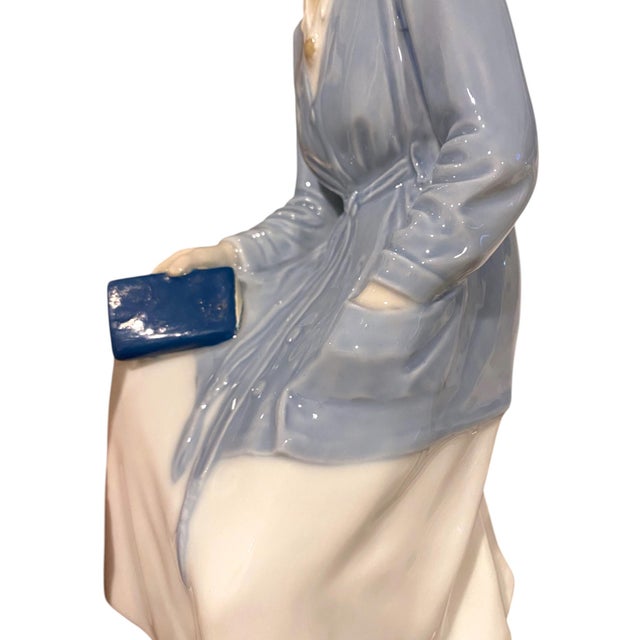 Bing & Grondahl B&g #1938 Graduate Student Nurse Porcelain Figurine 11. ...