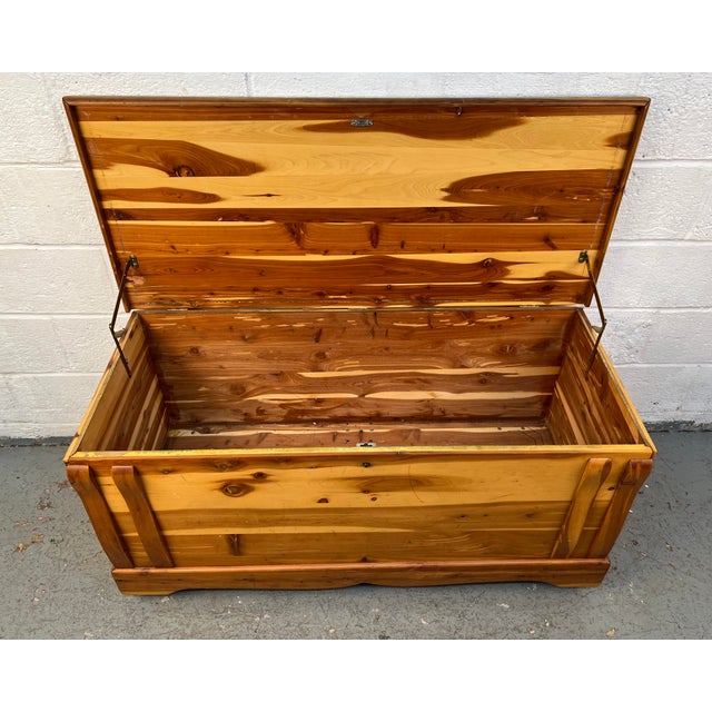 Vintage Murphy Style Cedar Wooden Chest For Sale - Image 10 of 14