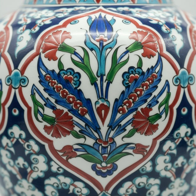 2020s Handmade Ceramic Grand Shah Vase with Lid (60cm) Imperial Floral Lattice Pattern For Sale - Image 5 of 9