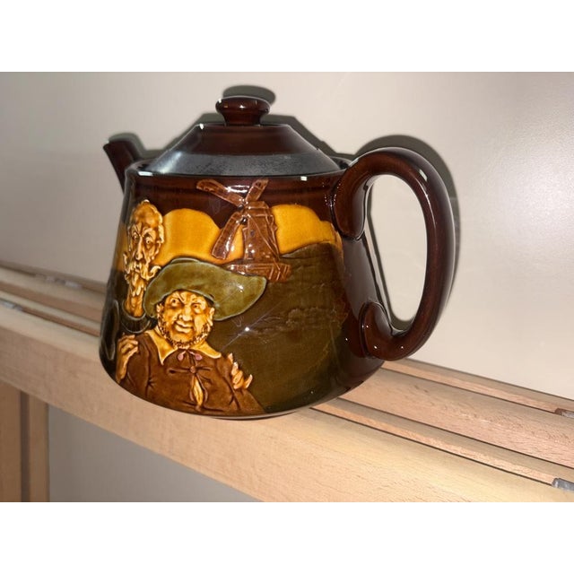 Ceramic Teapot with Don Quixote and Sancho Panza from Royal Doulton Kingsware, England, 1950 For Sale - Image 3 of 11