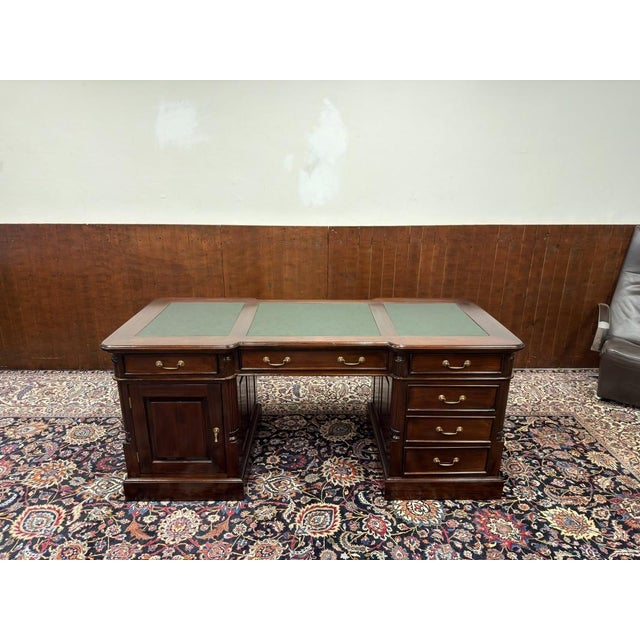 English Desk with Green Inlay For Sale - Image 4 of 18