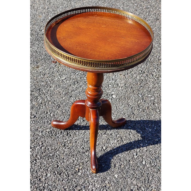 Mid 20th Century Vintage Schott French Brass Caged Wooden Accent Table For Sale - Image 5 of 7