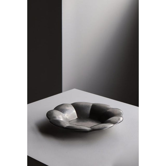 Swedish Grace Pewter Scalloped Bowl by Estrid Ericson for Svenskt Tenn, 1933 For Sale - Image 10 of 11