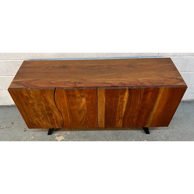 Contemporary Late 20th Century Organic Modern Mahogany Credenza With S-Shaped Live-Edge Doors For Sale - Image 3 of 17