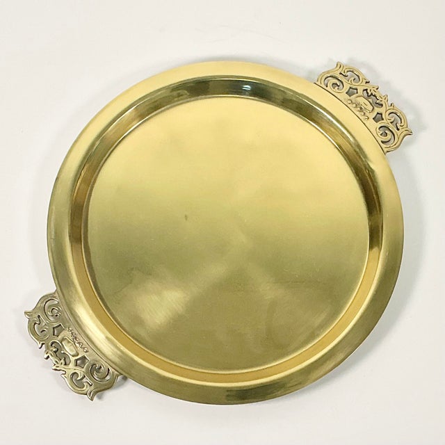 Mid-Century Hollywood Regency Chippendale English Traditional Style Brass Serving Tray For Sale - Image 4 of 11