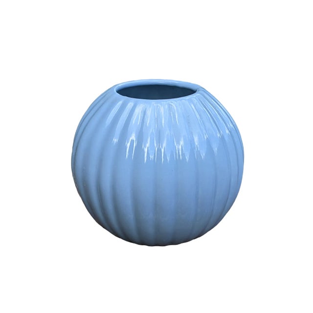 Cornflower Blue Postmodern Royal Haeger Blue Ceramic Orb Vase For Sale - Image 8 of 12