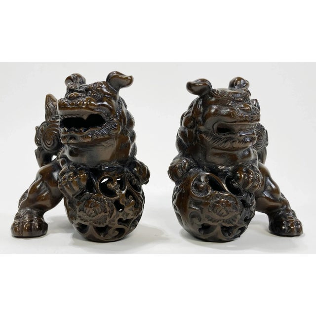 Mid 20th Century Vintage Foo Dog Figures With Bronze Finish, Pair For Sale - Image 5 of 10