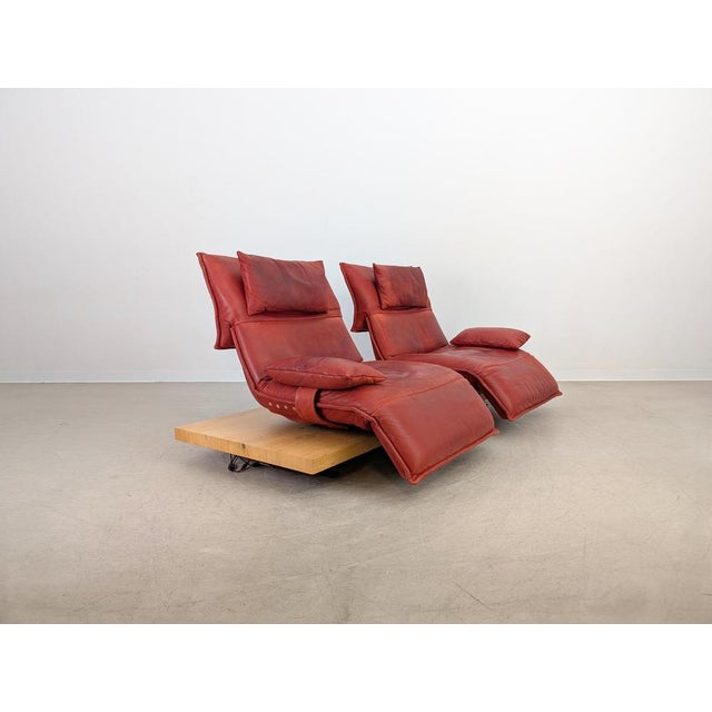 Free Motion 2-Seater Sofa in Oak and Red Leather from Koinor For Sale - Image 5 of 18