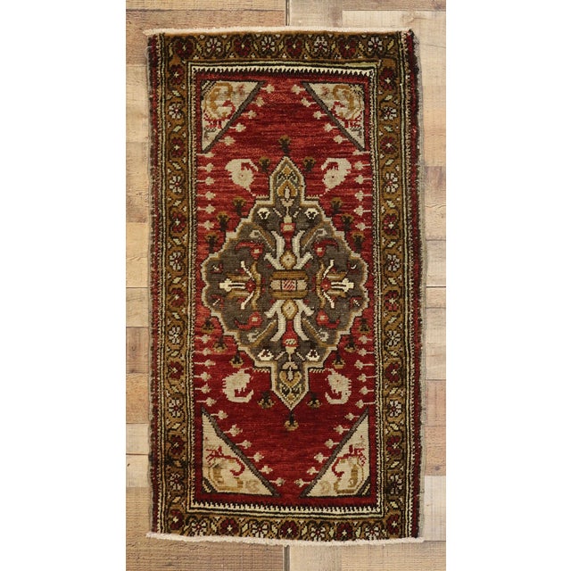 Red Vintage Turkish Yastik Rug - 01'07 X 02'11 For Sale - Image 8 of 8