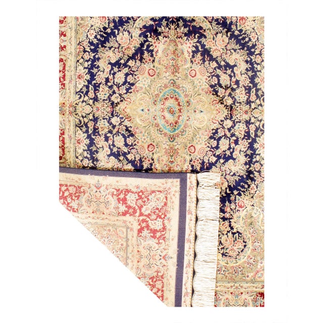 Viscose on a cotton foundation with a medallion 80-Raj quality This rug has a dense, soft pile, and excellent quality, to...