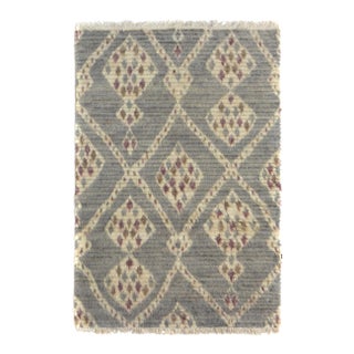 Modern Moroccan Gray & Ivory Wool Rug - 3'10 X 6'1 For Sale