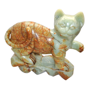 Antique Jade Green Onyx Buddhist Cat Sculpture Maneki-Neko