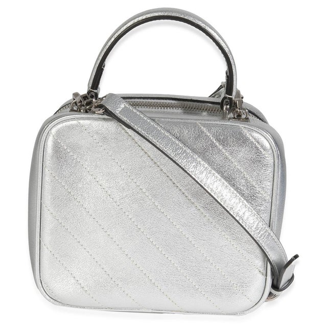 Gucci Silver Metallic Sakai Be Green Calfskin Diagonal Stitched Blondie Top Hand For Sale - Image 4 of 9