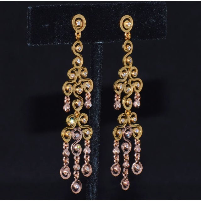 Contemporary Certified Natural 1.55Cts VS F Diamond 18K Solid Gold Chandelier Earrings, A Pair For Sale - Image 3 of 10