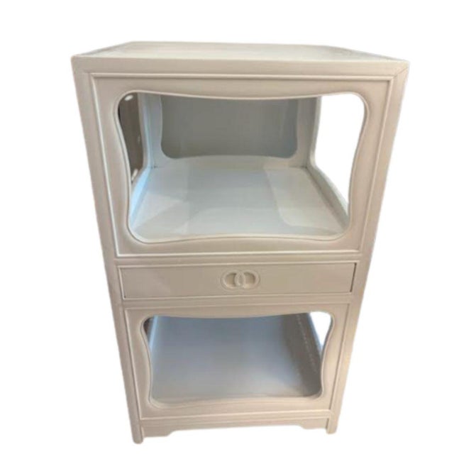 Mid-Century Modern Vintage White 1950's Michael Taylor End Table For Sale - Image 3 of 3